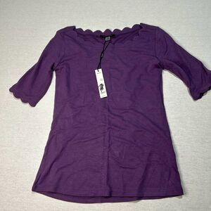 NWT TTahari Purple Knit Top XS with Scalloped Edges, Short Sleeve, Very Soft